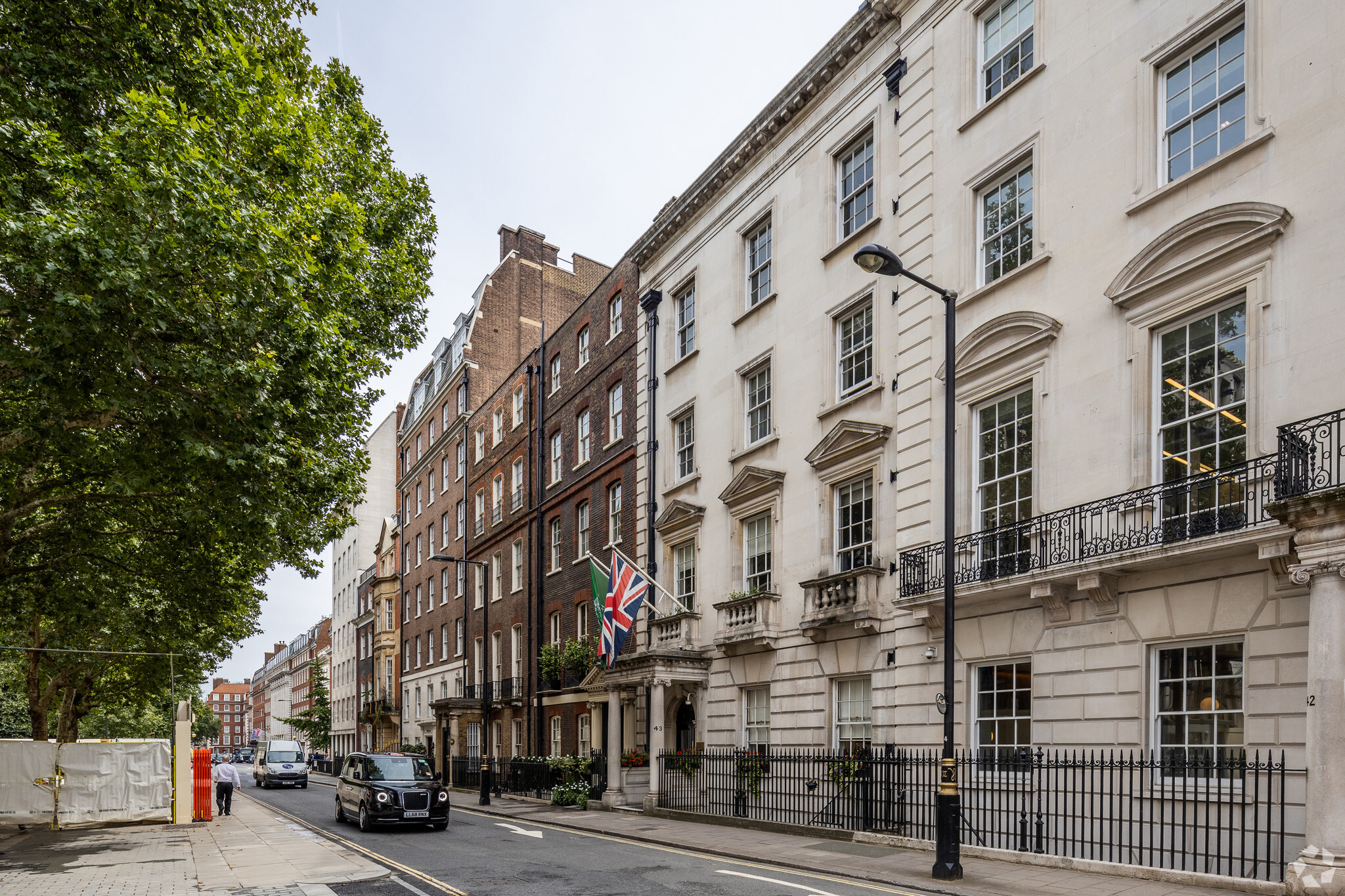 43 Upper Grosvenor St, Londres à vendre Photo de l’immeuble– Image 1 sur 9