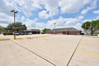Plus de détails pour 11110 S Highway 6, Sugar Land, TX - Local commercial à vendre