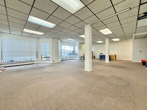 2340-2380 Irving St, San Francisco, CA à louer Photo intérieure– Image 1 sur 2