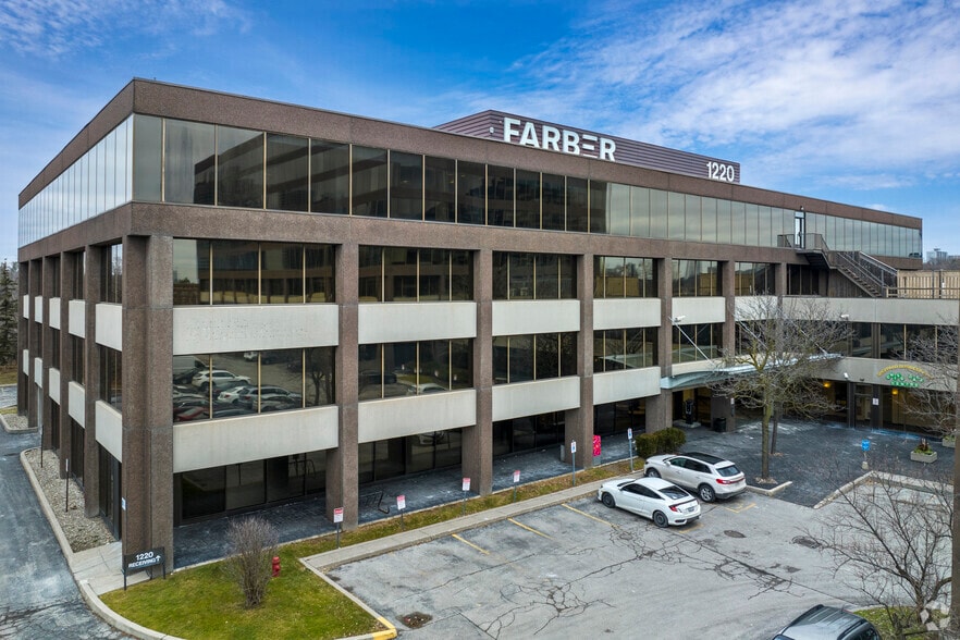 1210 Sheppard Ave E, Toronto, ON à louer - Photo de l’immeuble – Image 2 sur 11