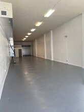 101-119 NE 54th St, Miami, FL à louer Photo intérieure– Image 2 sur 2