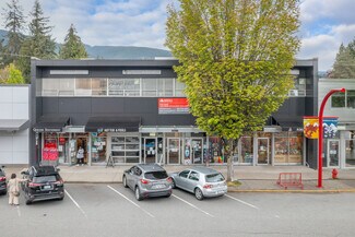 Plus de détails pour 3044 Edgemont Blvd, North Vancouver, BC - Local commercial à louer