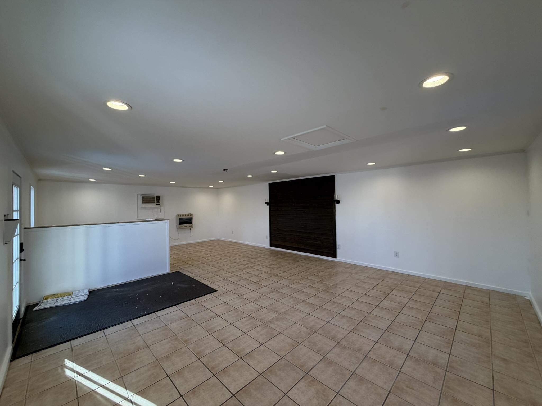 13554 Triadelphia Rd, Ellicott City, MD à louer Photo intérieure– Image 1 sur 3