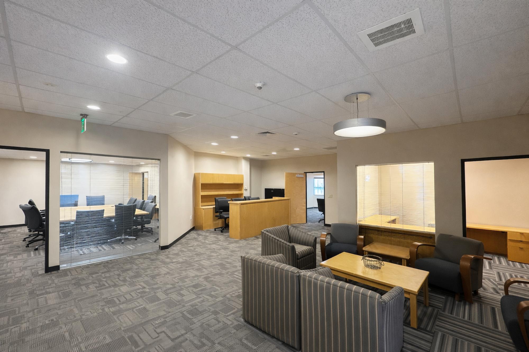 19601 N Black Canyon Hwy, Phoenix, AZ à louer Photo intérieure– Image 1 sur 9