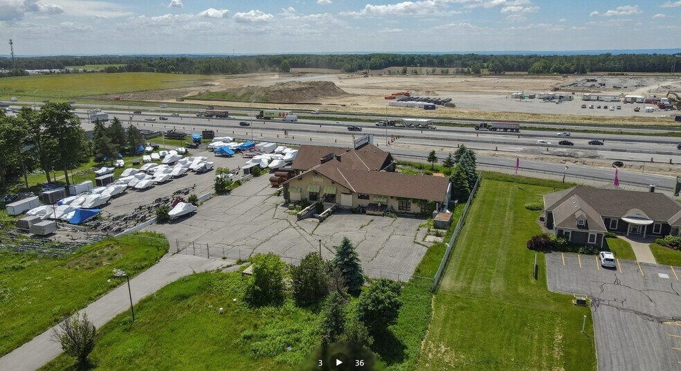 1998 Commerce Park Dr, Innisfil, ON à louer - Photo de l’immeuble – Image 3 sur 36
