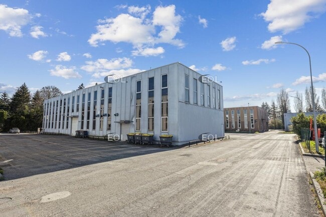 Plus de détails pour Industriel/Logistique à vendre