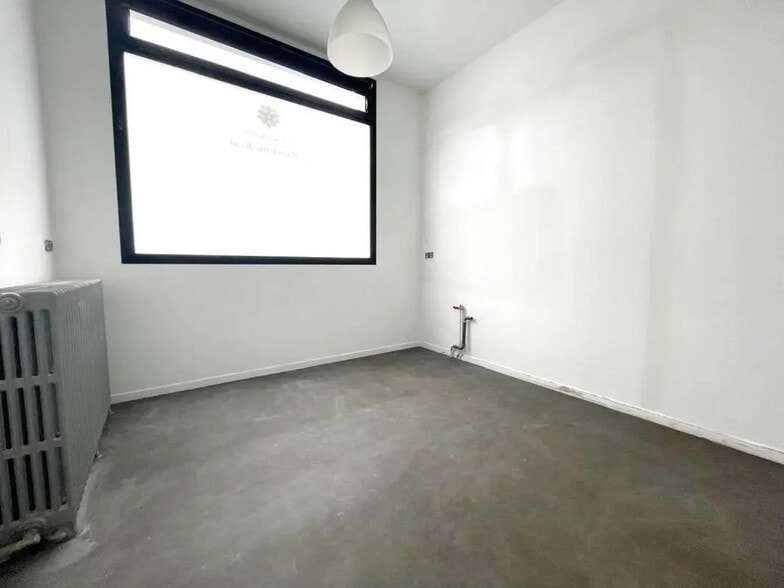 Local d’activités dans Montereau-Fault-Yonne à louer - Photo intérieure – Image 2 sur 6