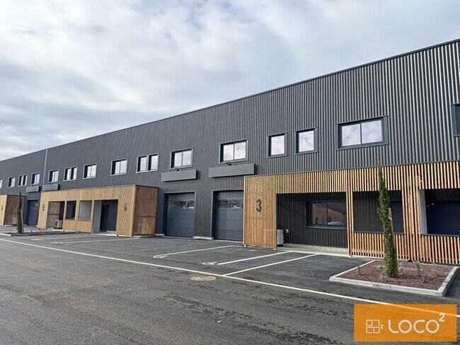 Plus de détails pour Industriel/Logistique à louer