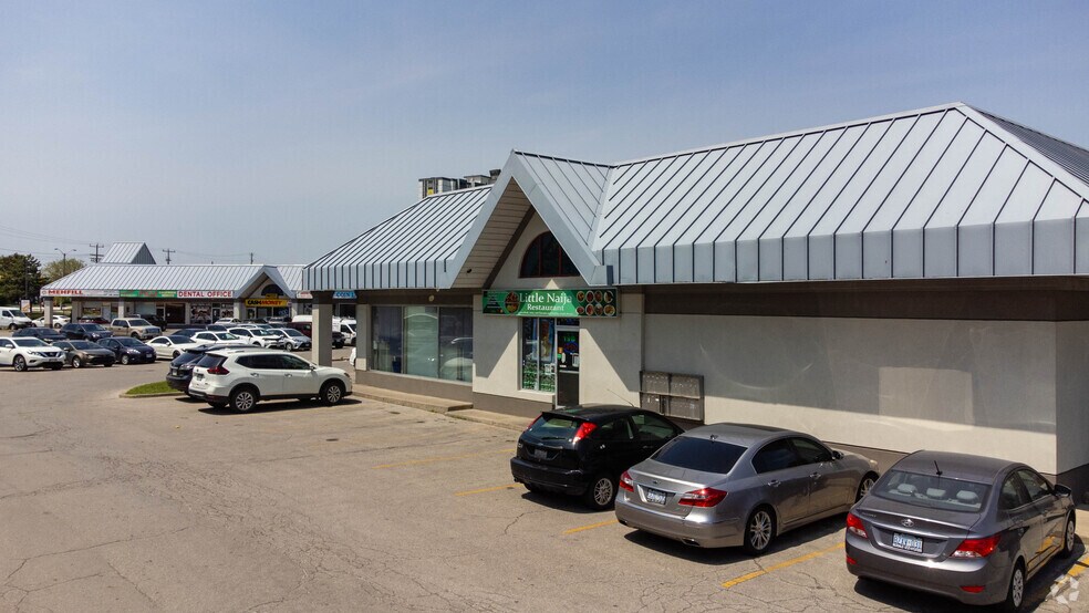 2687 Kipling Ave, Toronto, ON à louer - Photo de l’immeuble – Image 2 sur 8