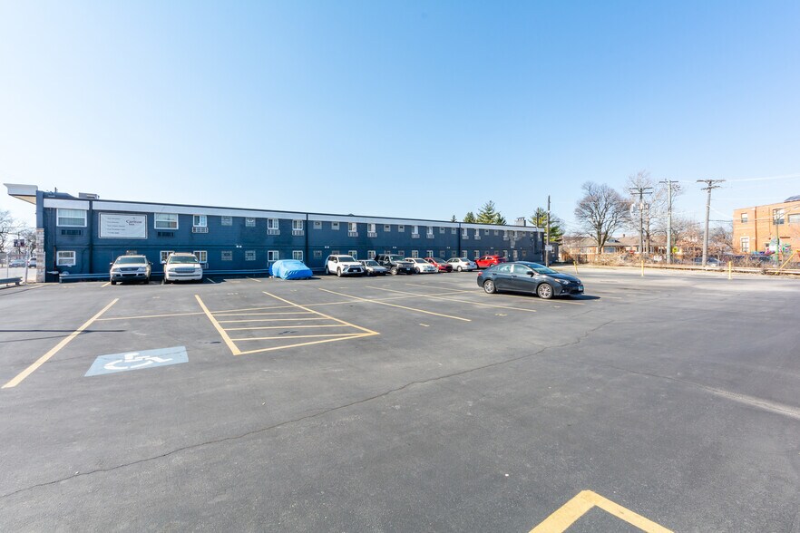 4900 S Archer Ave, Chicago, IL à louer - Photo de l’immeuble – Image 3 sur 3