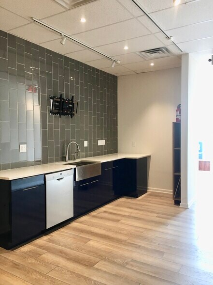 137-139 Morris St, Morristown, NJ à louer - Photo intérieure – Image 3 sur 12