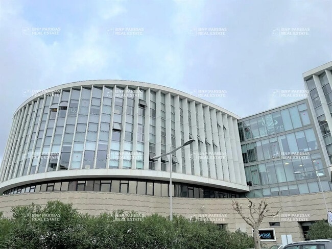 Plus de détails pour Bureau à louer