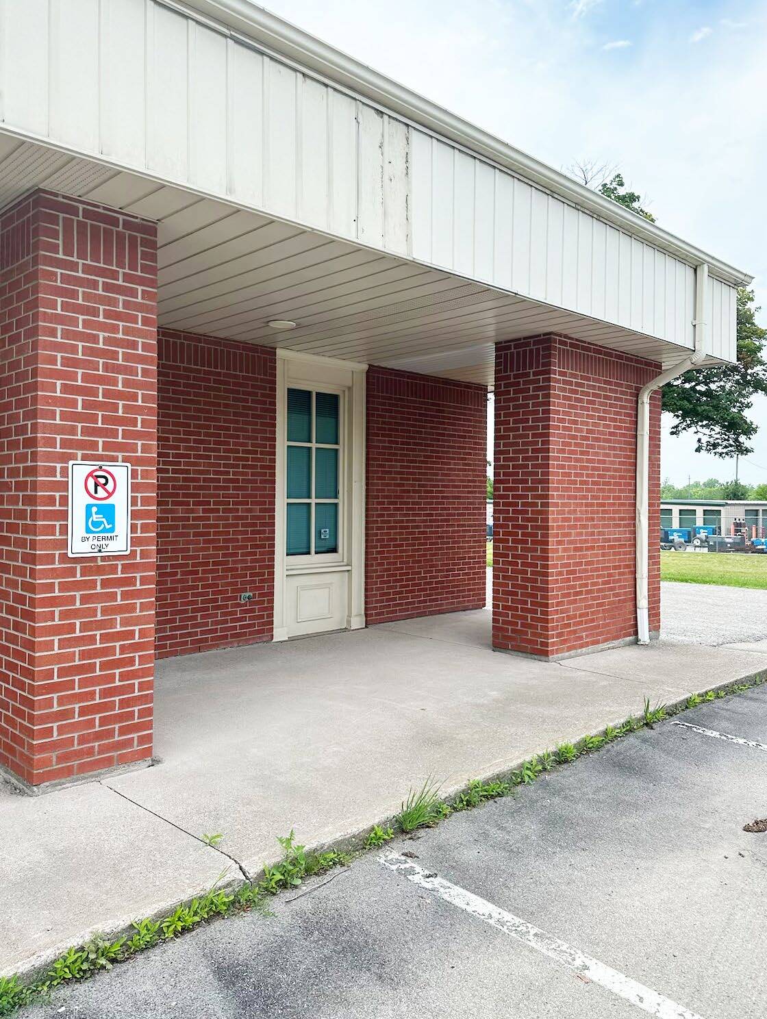 258 Killaly St W, Port Colborne, ON à louer Photo de l’immeuble– Image 1 sur 14