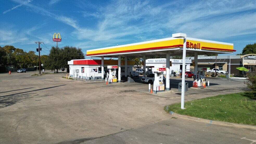 7301 Airport Fwy, Richland Hills, TX à vendre - Photo de l’immeuble – Image 1 sur 5