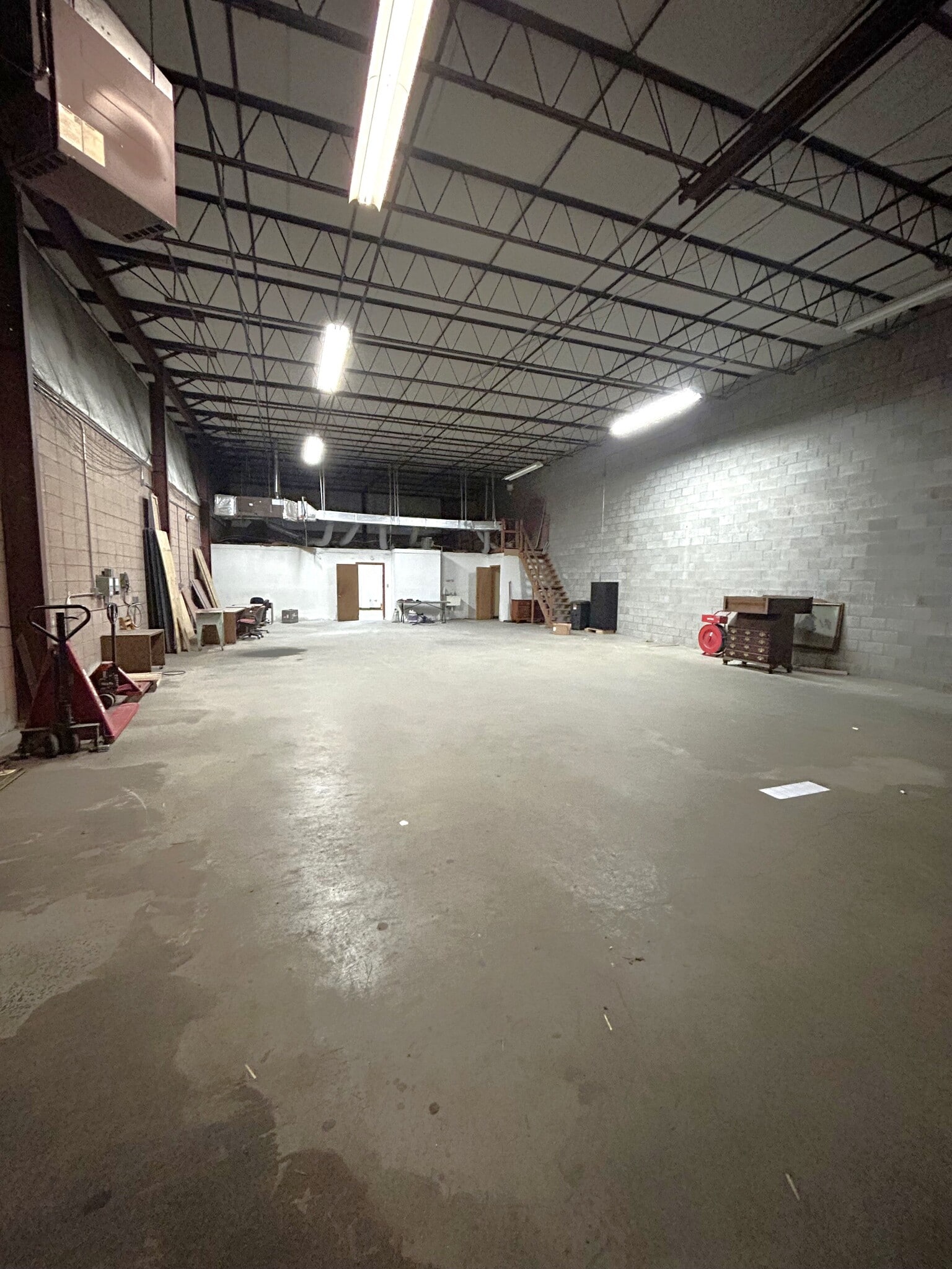 65 N Plains Industrial Rd, Wallingford, CT à louer Photo de l’immeuble– Image 1 sur 5
