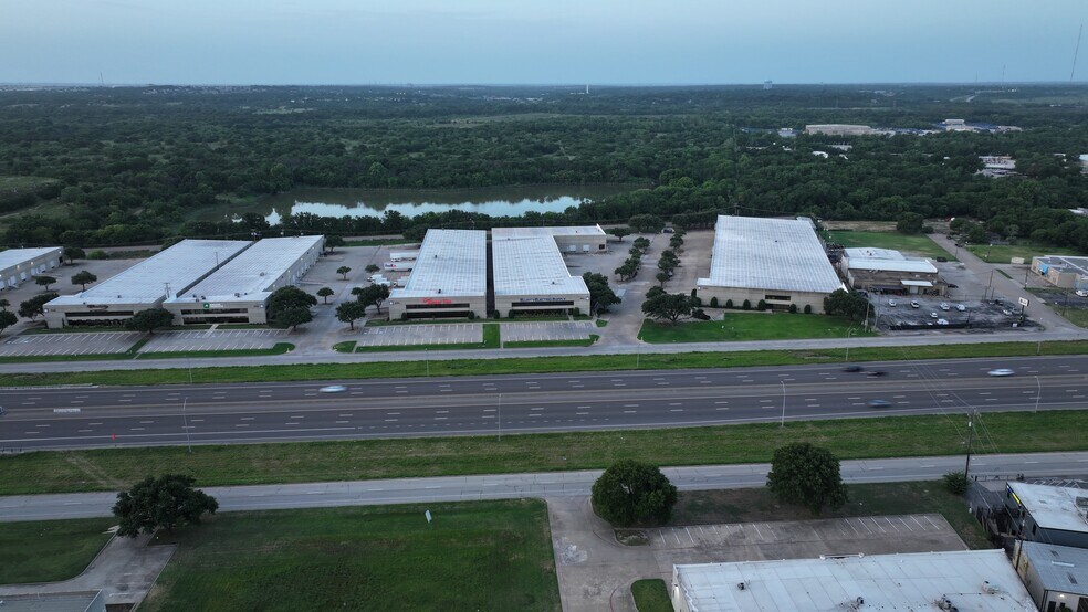 6312 Airport Fwy, Fort Worth, TX à louer - Photo de l’immeuble – Image 3 sur 10