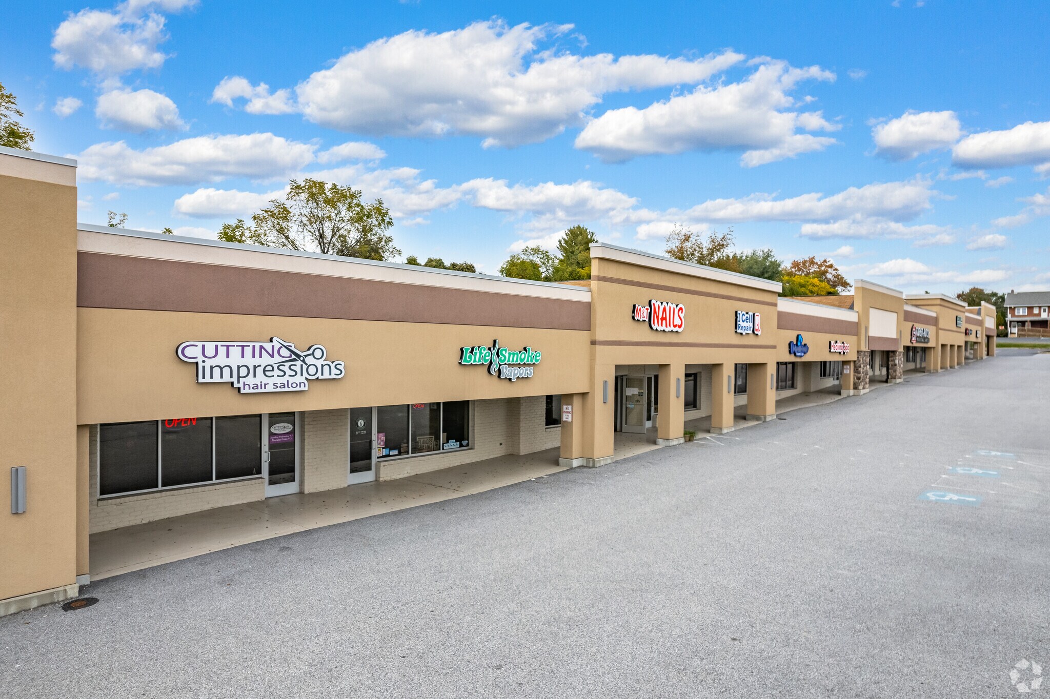 3300 Hartzdale Dr, Camp Hill, PA à louer Photo principale– Image 1 sur 3