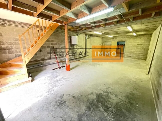 Plus de détails pour Bureau, Local d'activités à louer