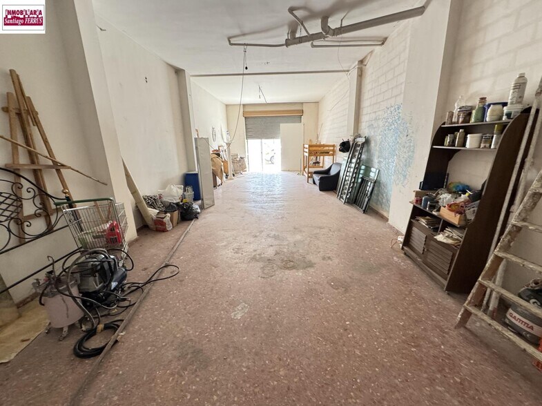Local commercial dans València à vendre - Photo de l’immeuble – Image 3 sur 4