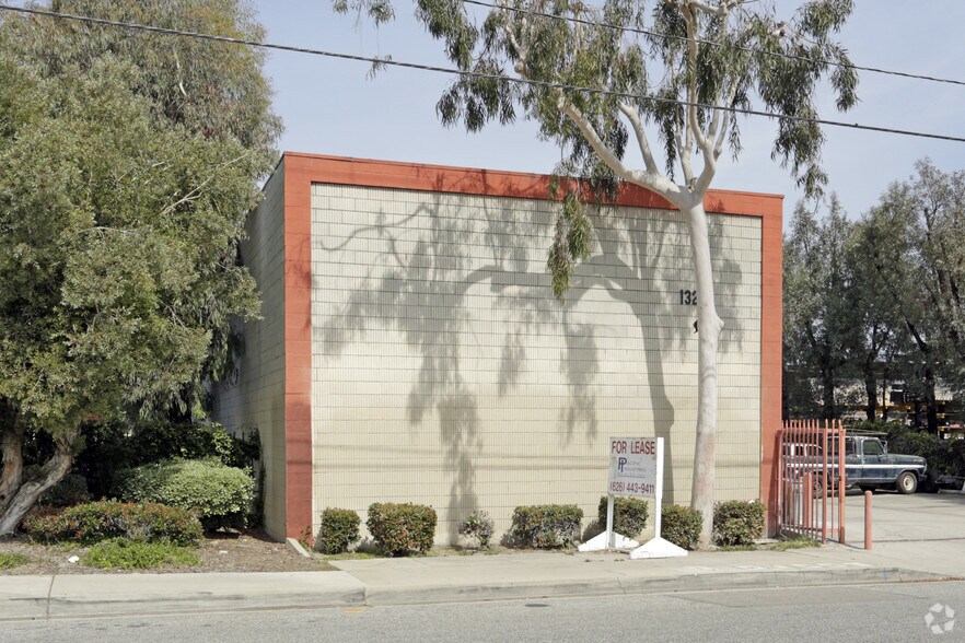 1325 Vineland Ave, Baldwin Park, CA à louer - Photo de l’immeuble – Image 3 sur 7