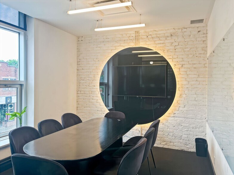 4012A Rue Wellington, Verdun, QC à louer - Hall d’entrée – Image 3 sur 10