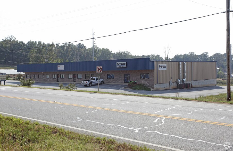 9 McAdams Dr, Tallapoosa, GA à louer - Photo de l’immeuble – Image 3 sur 7