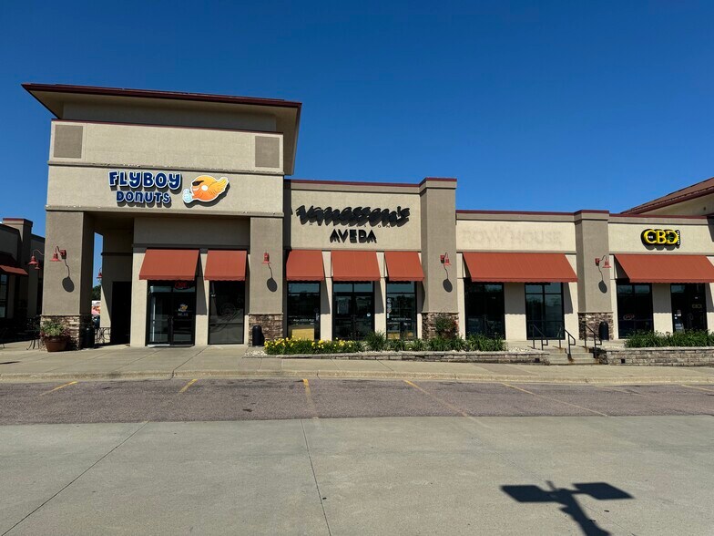 5005 S Western Ave, Sioux Falls, SD à louer - Photo de l’immeuble – Image 2 sur 7