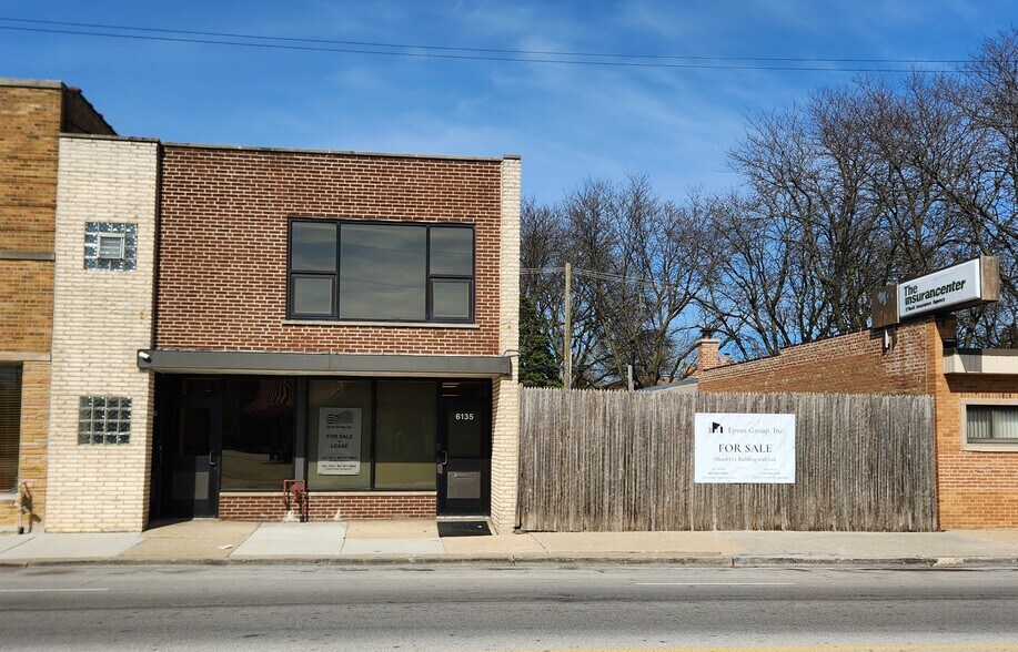 6135 N Elston Ave, Chicago, IL à vendre - Photo principale – Image 1 sur 11