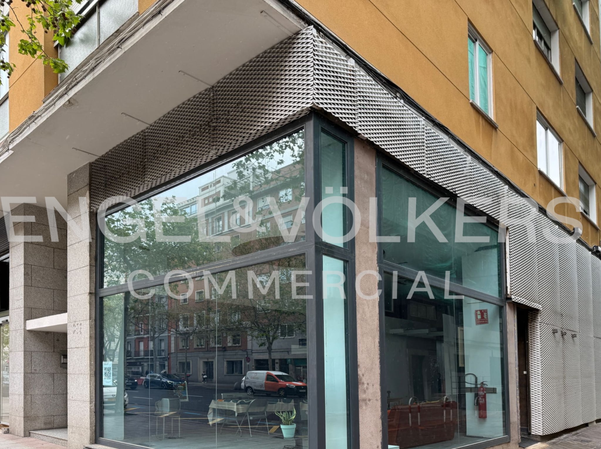Local commercial dans Madrid, Madrid à louer Plan d’étage– Image 1 sur 11