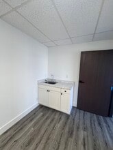 20695 S Western Ave, Torrance, CA à louer Photo intérieure– Image 2 sur 7