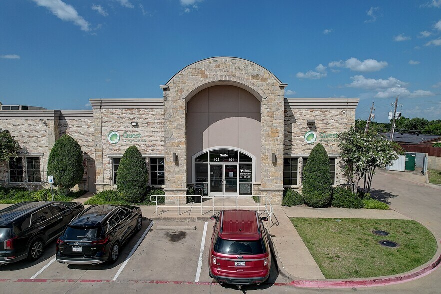 3230 Interstate 30, Mesquite, TX à louer - Photo de l’immeuble – Image 2 sur 35