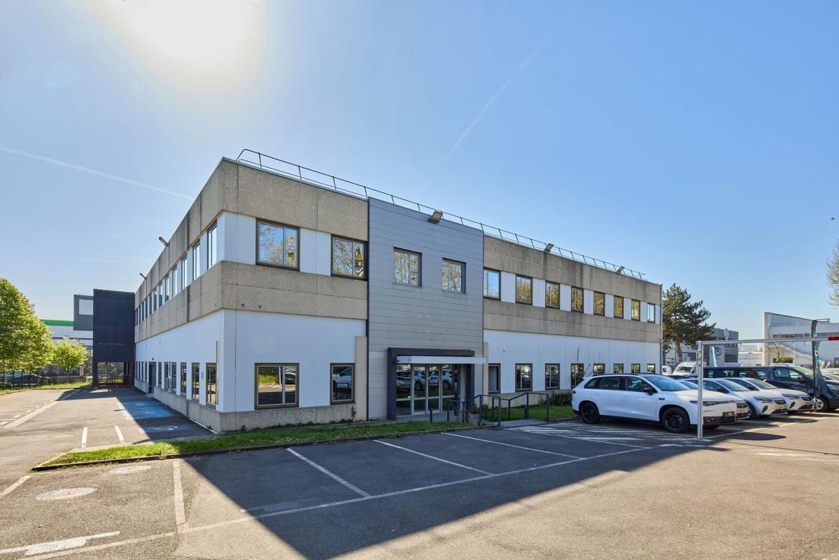 Local d’activités dans Nanterre à louer Photo de l’immeuble– Image 1 sur 14