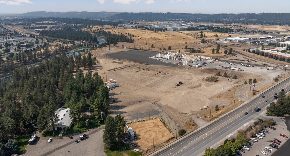2100 N Sullivan Rd, Spokane Valley, WA à louer - Photo de la construction – Image 3 sur 18