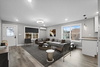Plus de détails pour 1016 S State St, Lockport, IL - Logement à vendre