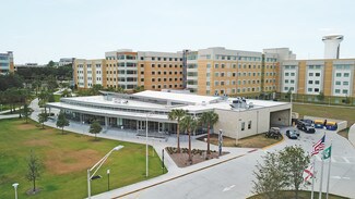 Plus de détails pour 13300 Usf Palm Dr, Tampa, FL - Local commercial à louer