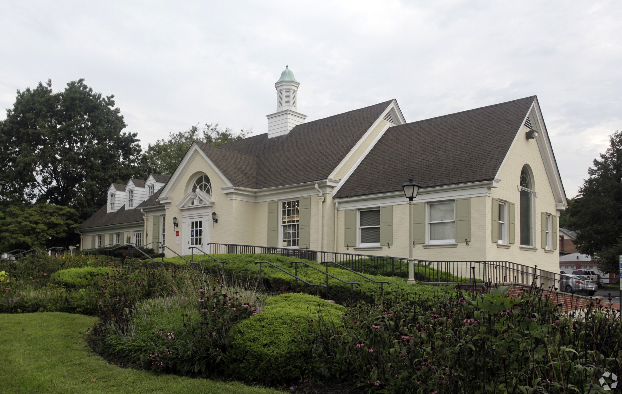 99 N Haddon Ave, Haddonfield, NJ à vendre Photo principale– Image 1 sur 6