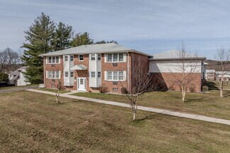 Plus de détails pour 695 Talcottville Rd, Vernon, CT - Logement à vendre