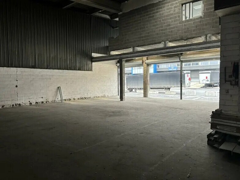 Local d’activités dans Aulnay-sous-Bois à louer - Photo intérieure – Image 3 sur 10