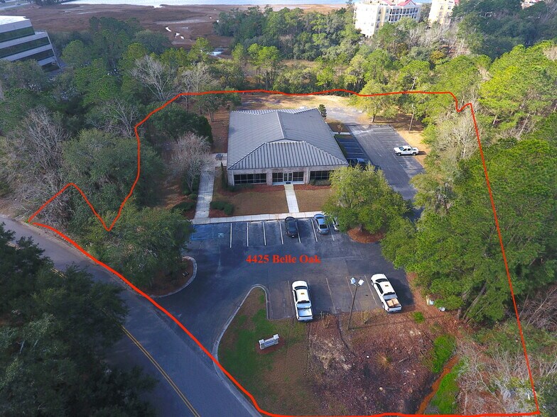 4425 Belle Oaks Dr, North Charleston, SC à louer - Photo principale – Image 1 sur 11