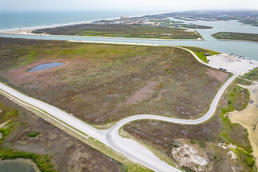 145 Zahn rd, Corpus Christi, TX à vendre - Photo de l’immeuble – Image 3 sur 10
