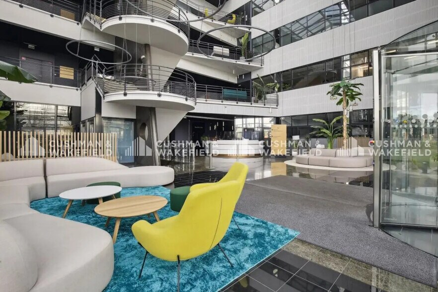 1 Rue Arnold Schoenberg, Guyancourt à louer - Hall d’entrée – Image 2 sur 11