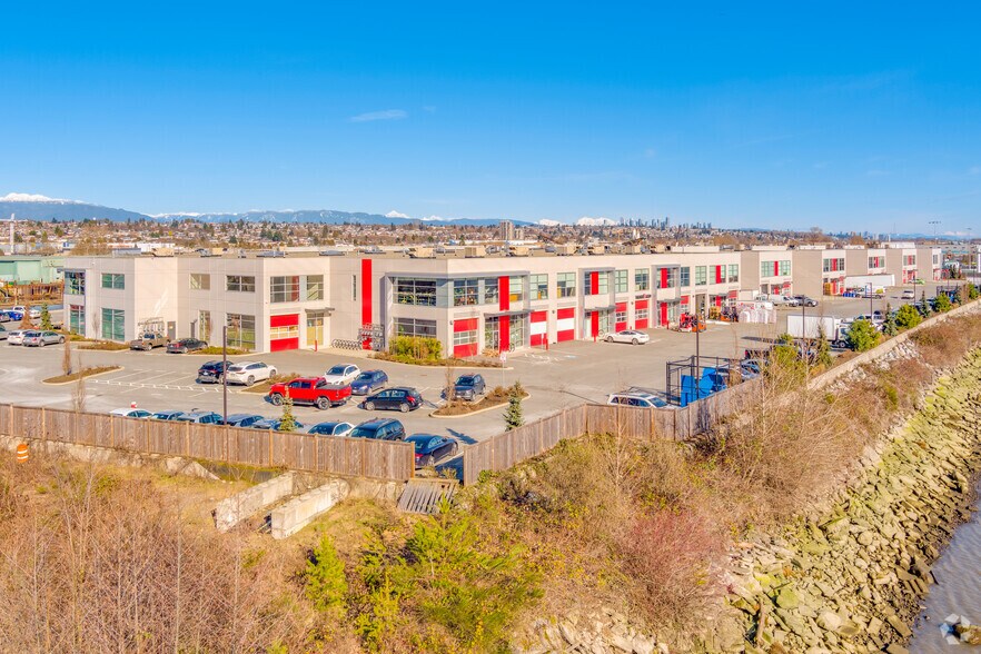 11111 Twigg Pl, Richmond, BC à vendre - Photo principale – Image 1 sur 22
