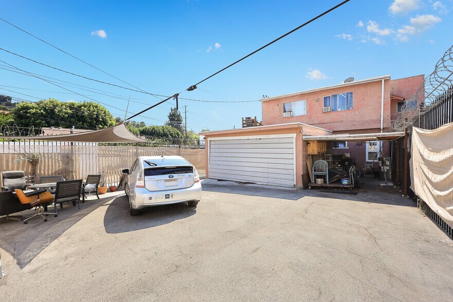 2709 W Avenue 34, Los Angeles, CA à vendre - Photo de l’immeuble – Image 2 sur 12
