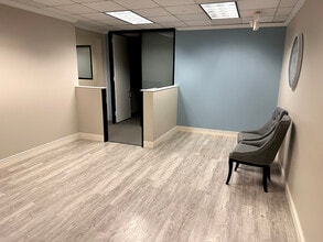 14800 St. Mary's Ln, Houston, TX à louer Photo intérieure– Image 1 sur 11