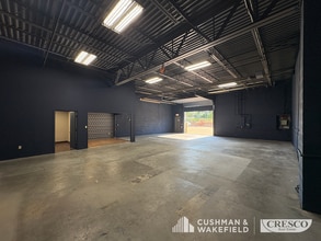 601 Towpath Rd, Broadview Heights, OH à louer Photo intérieure– Image 1 sur 4