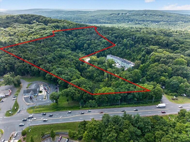 25.5 Ac Mixed-Use Development, Rt-44 portefeuille de 3 biens à vendre sur LoopNet.fr - Photo de l’immeuble – Image 3 sur 6