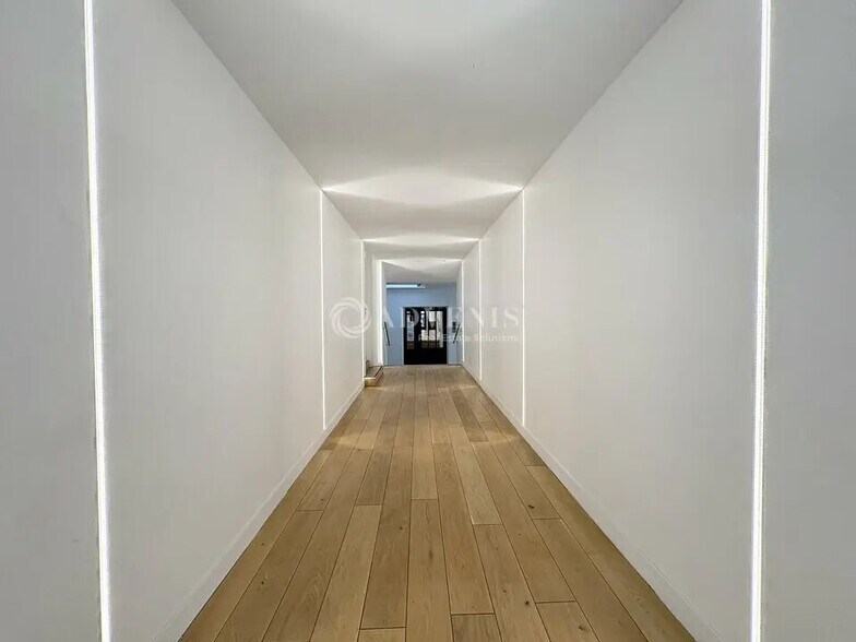 Bureau dans Paris à louer - Photo intérieure – Image 3 sur 9