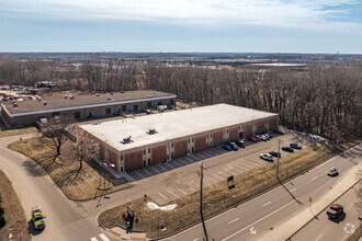 8301 Brooklyn Blvd, Brooklyn Park, MN - Vue aérienne vue de carte - Image1