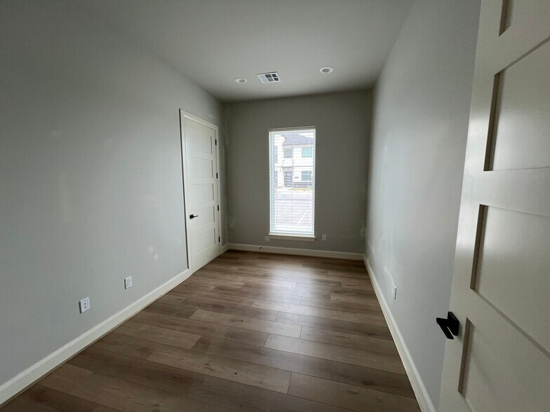 7623 E 126th St S, Bixby, OK à louer - Photo de l’immeuble – Image 1 sur 5