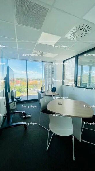 Bureau dans Montpellier à louer - Photo de l’immeuble – Image 2 sur 12